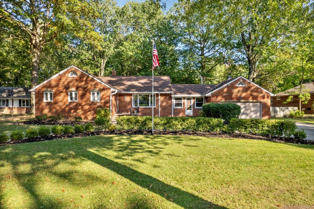 4Bedroom Brick Ranch Home North Olmsted, OH KIKO Auctions and